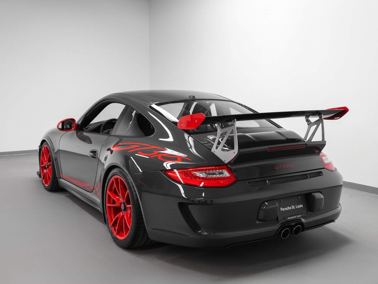 Used 2011 Porsche 911 GT3 RS image 3