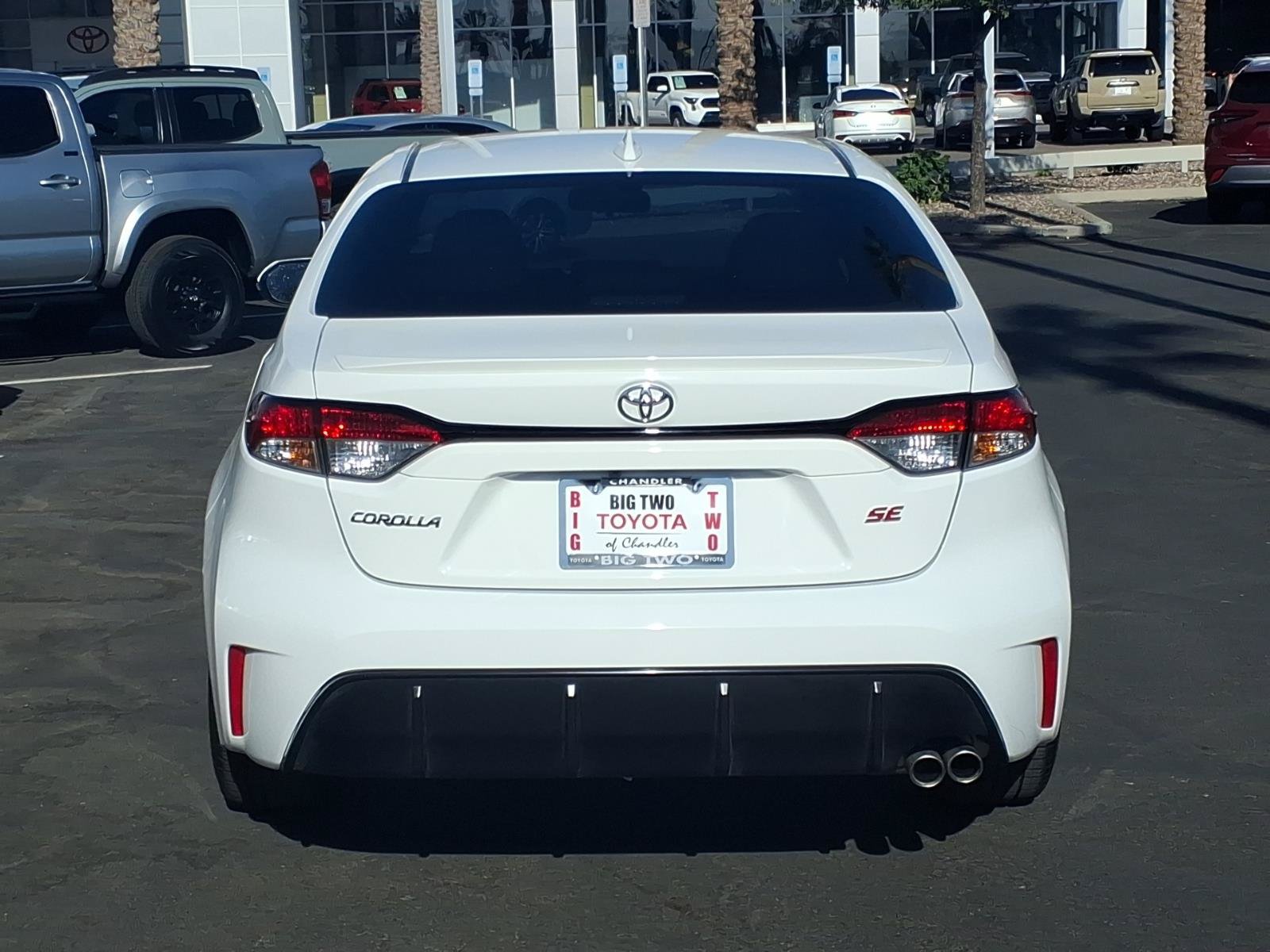 Certified 2024 Toyota Corolla SE w/ SE Convenience Package FWD image 5