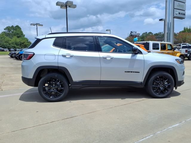 New 2026 Jeep Compass Latitude AWD/4WD image 2