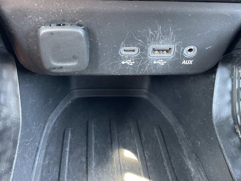 Used 2023 Chevrolet TrailBlazer LT AWD/4WD image 21