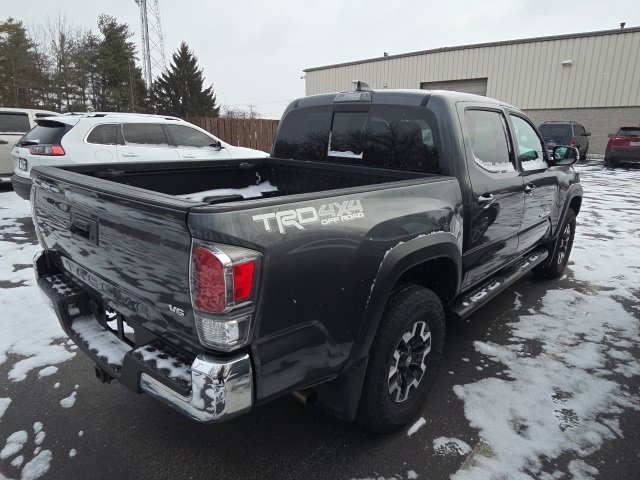 Used 2023 Toyota Tacoma TRD Off-Road image 8