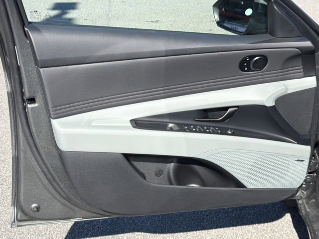 New 2026 Hyundai Elantra Limited image 10