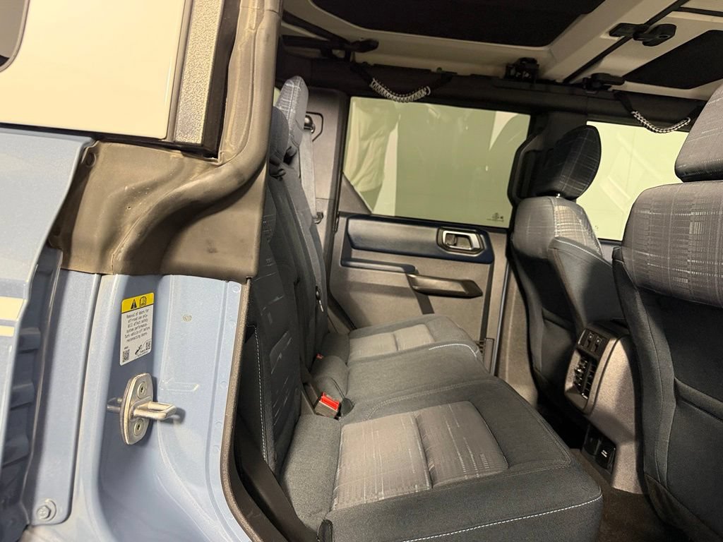 Used 2025 Ford Bronco Heritage Edition AWD/4WD image 15