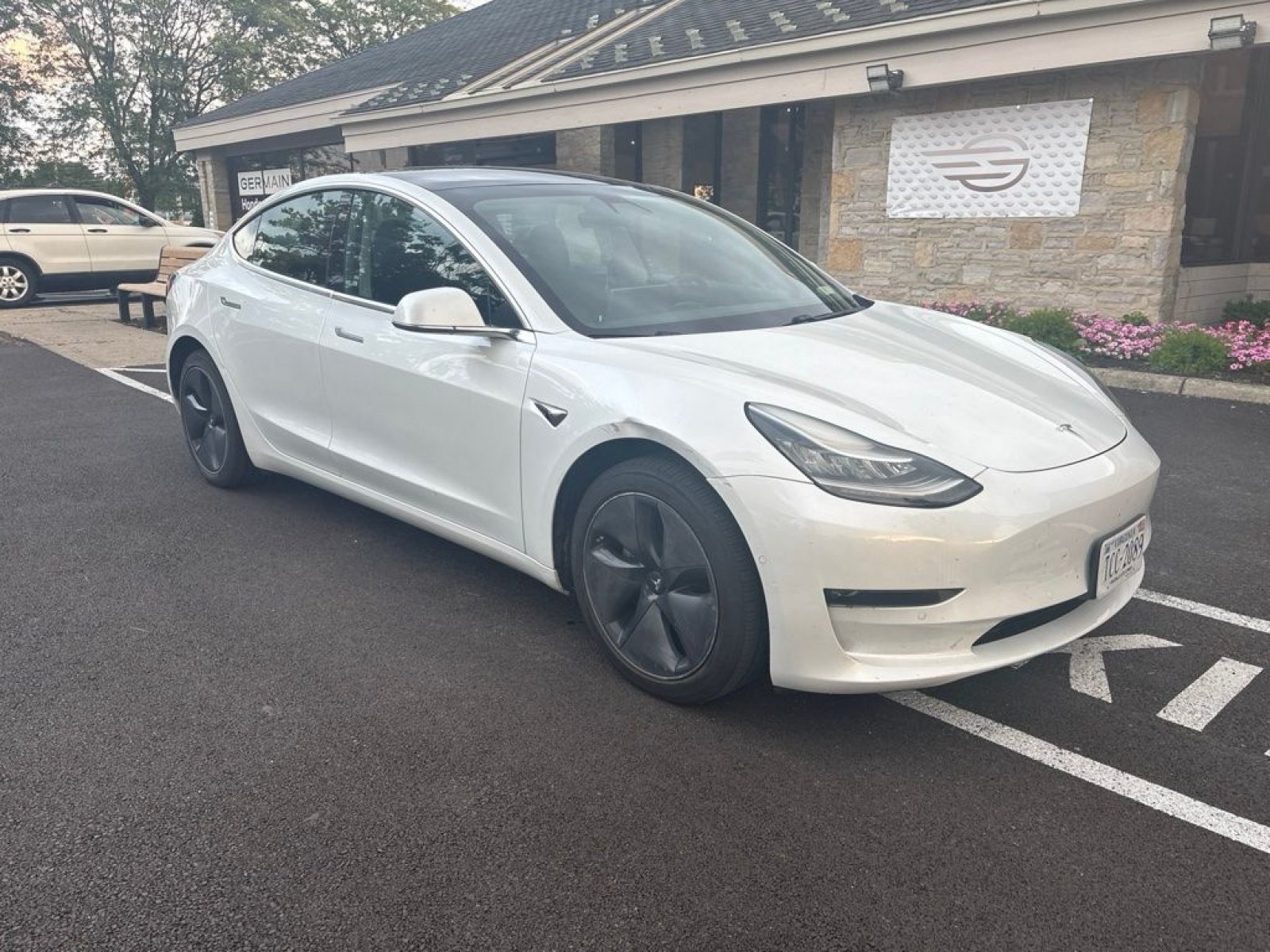 Used 2020 Tesla Model 3 Long Range AWD/4WD image 7