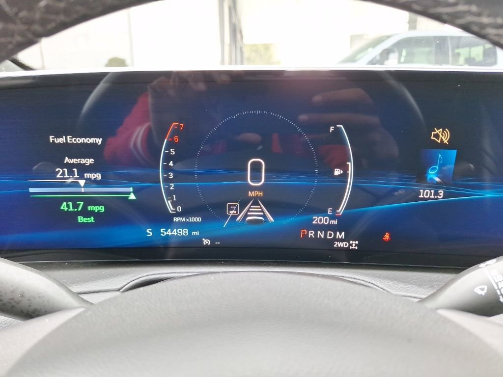 Used 2024 Cadillac XT4 Premium Luxury image 8