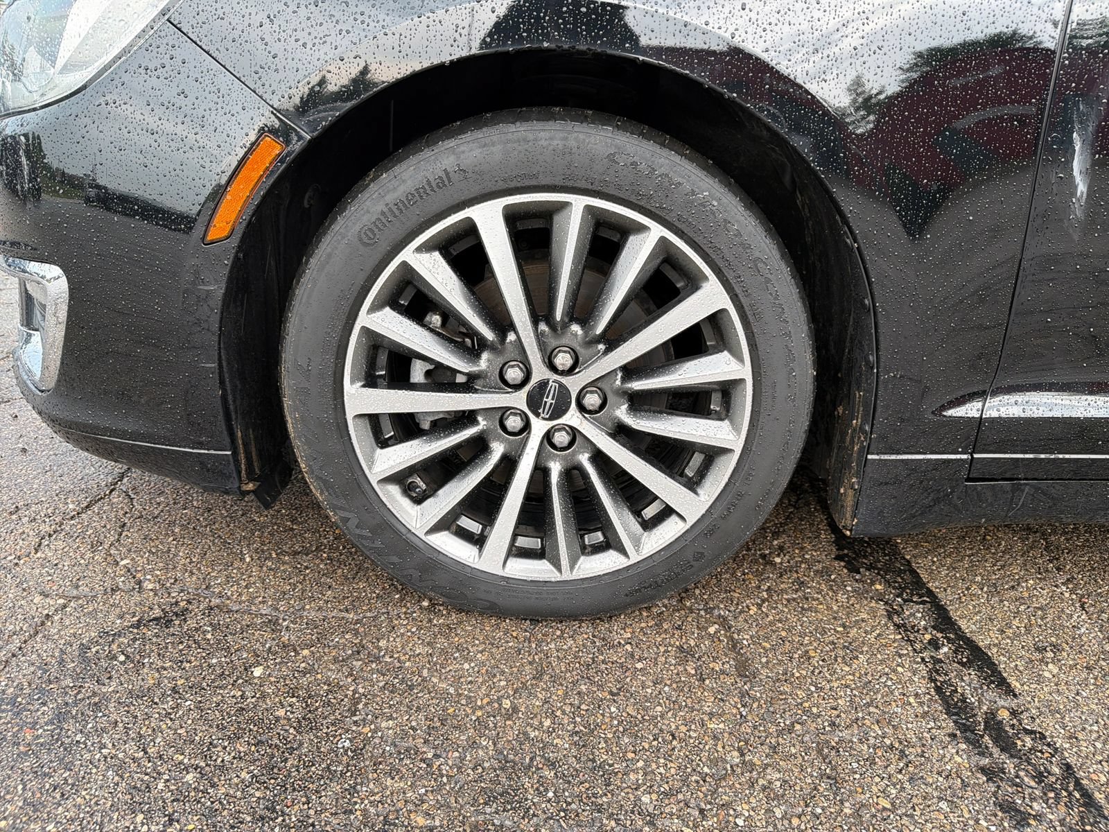 Used 2017 Lincoln MKZ Select w/ Climate Package FWD image 29