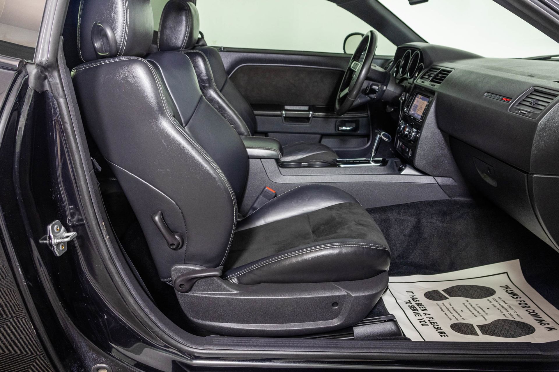 Used 2009 Dodge Challenger SRT8 w/ SRT Option Group II image 42