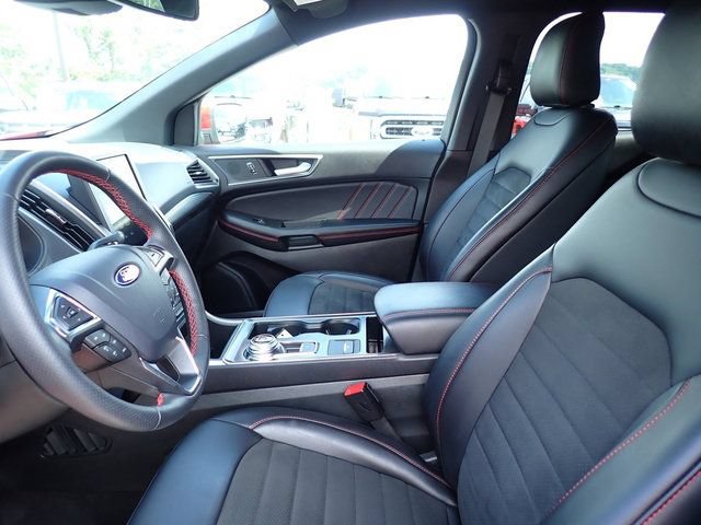 Certified 2024 Ford Edge ST-Line AWD/4WD image 16