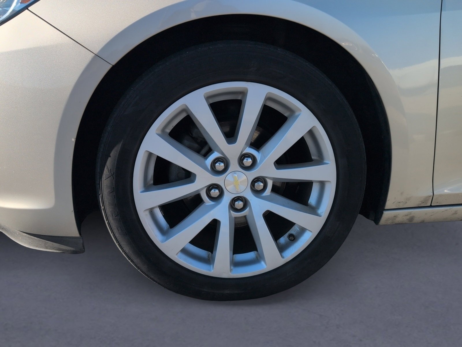 Used 2015 Chevrolet Malibu LT w/ Leather Package image 23