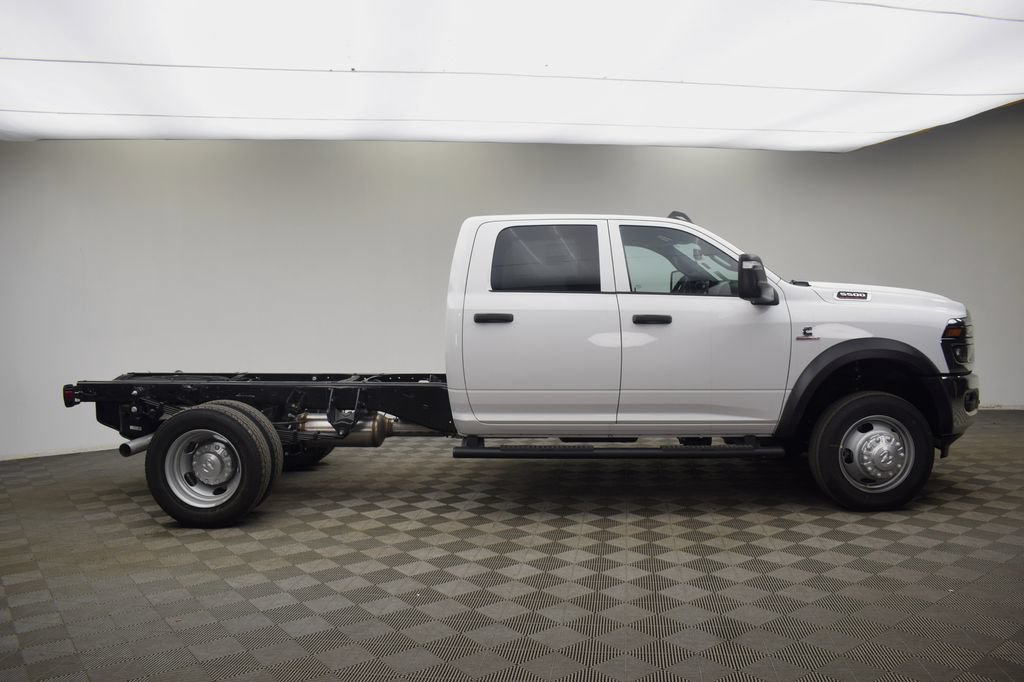 New 2026 RAM 5500 Tradesman AWD/4WD image 4