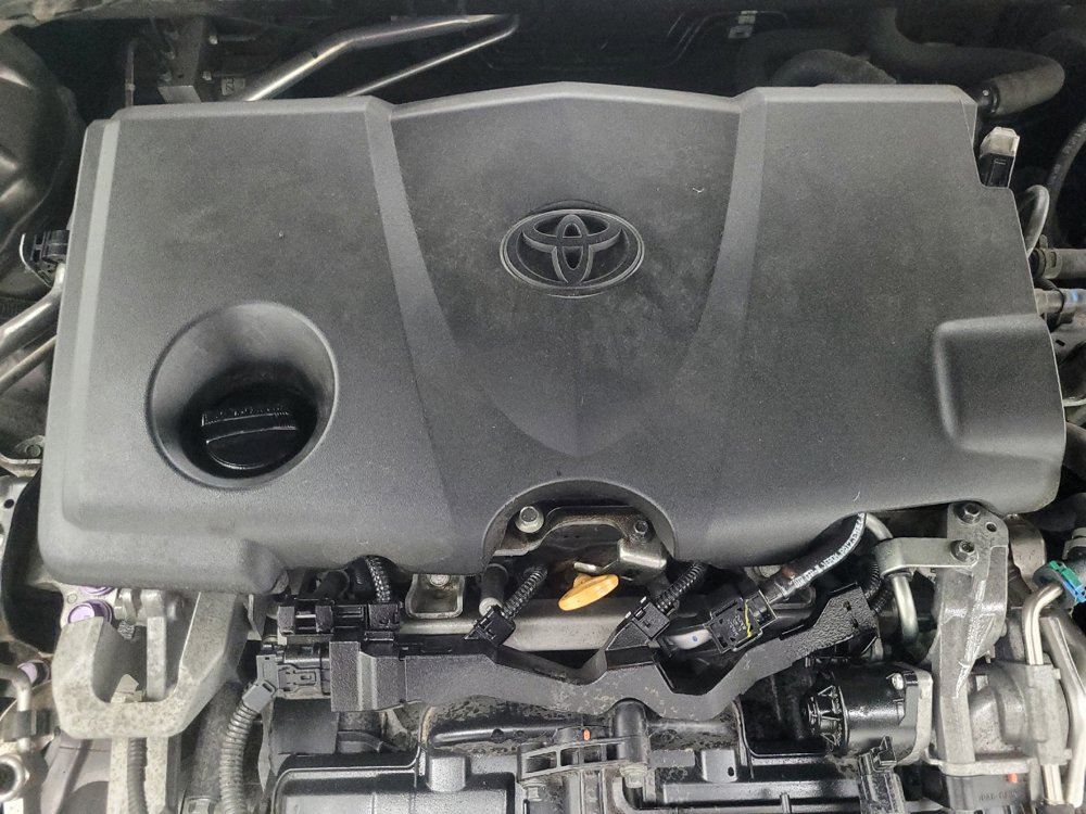 Used 2018 Toyota Camry FWD image 30