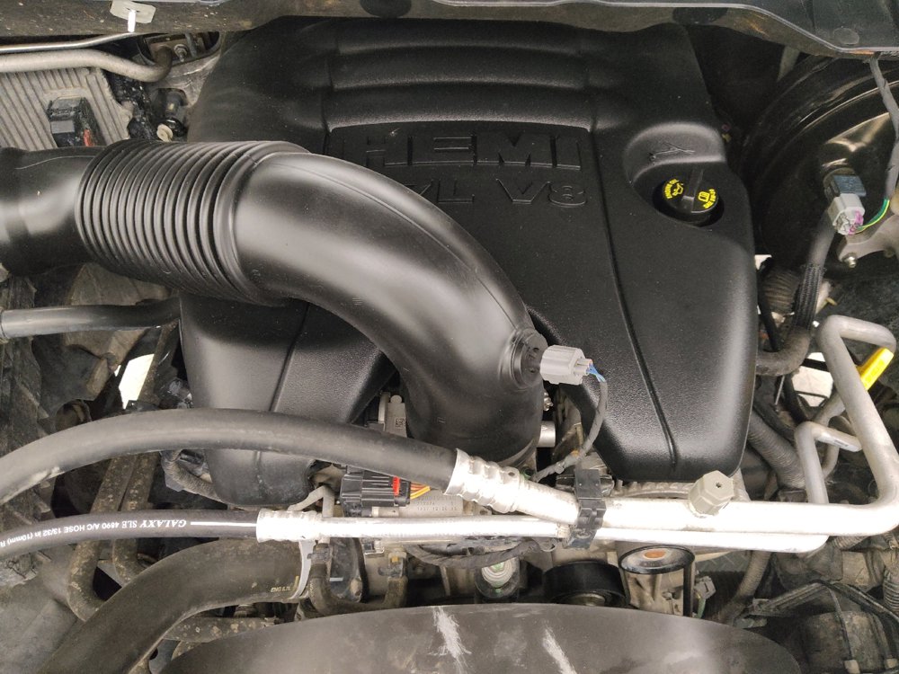 Used 2019 RAM 1500 Classic SLT image 30
