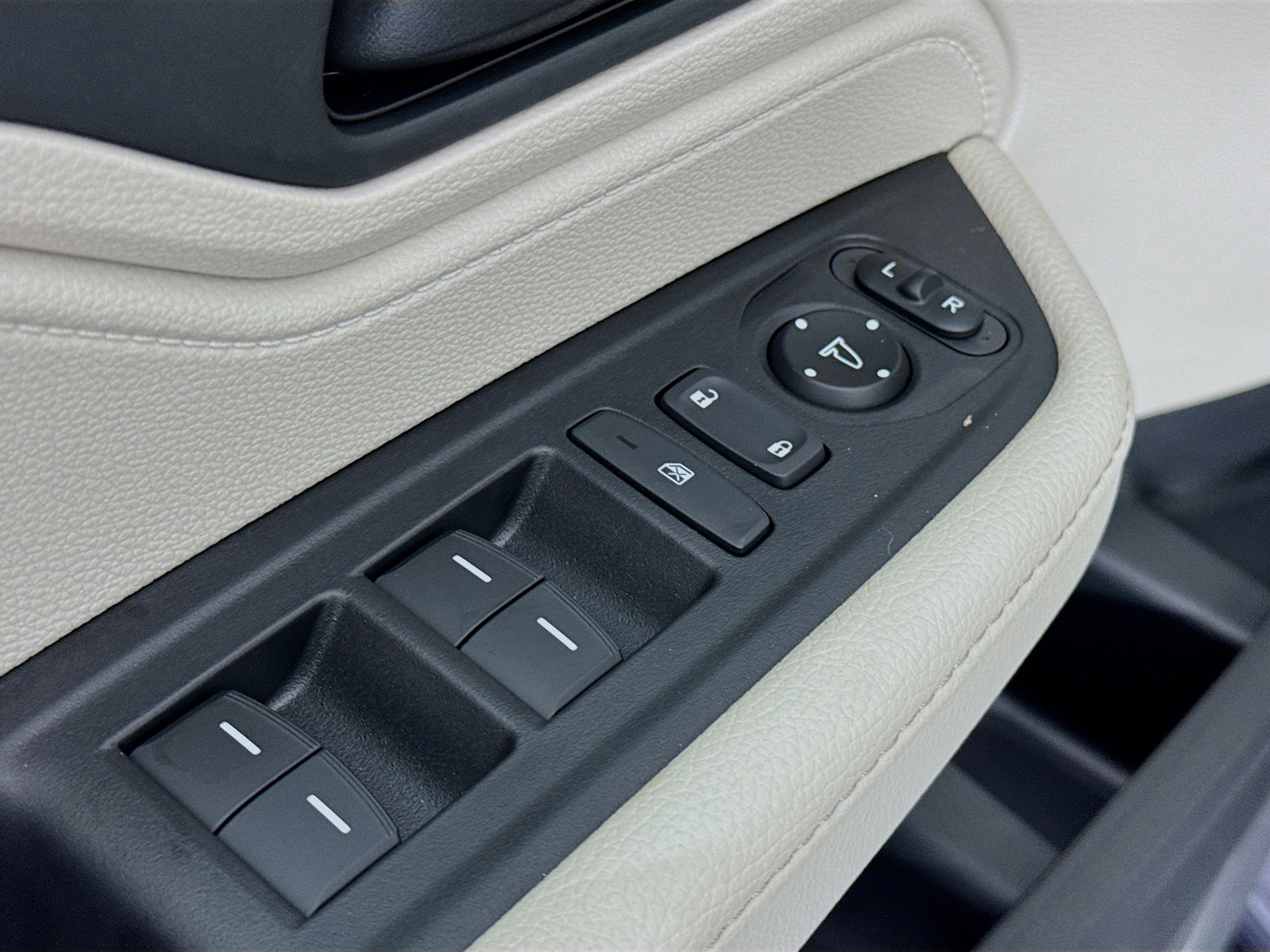 New 2026 Honda Odyssey EX-L image 17