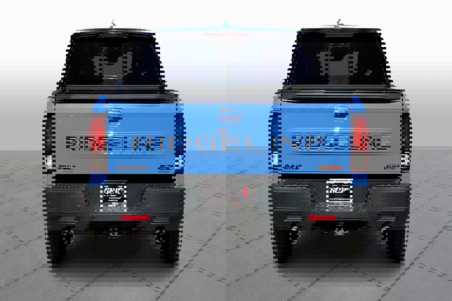 Used 2025 Honda Ridgeline TrailSport image 4