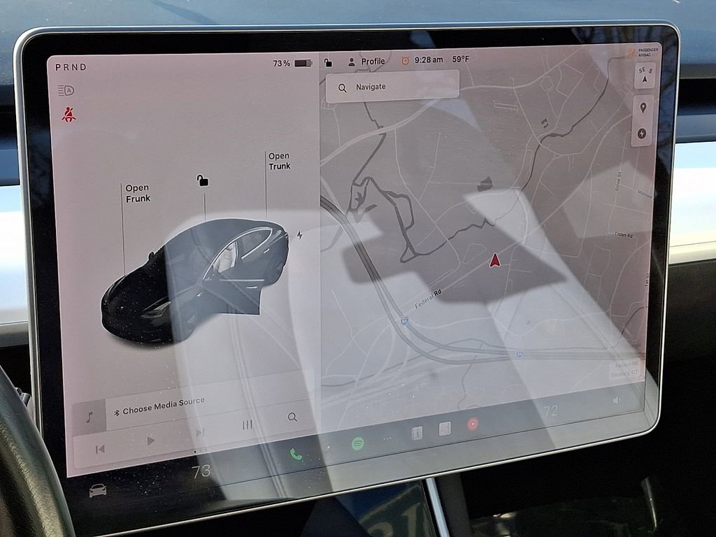 Used 2018 Tesla Model 3 Mid Range image 18