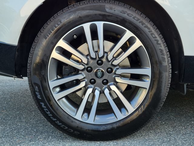 Used 2025 Land Rover Range Rover Long Wheelbase Autobiography AWD/4WD image 22