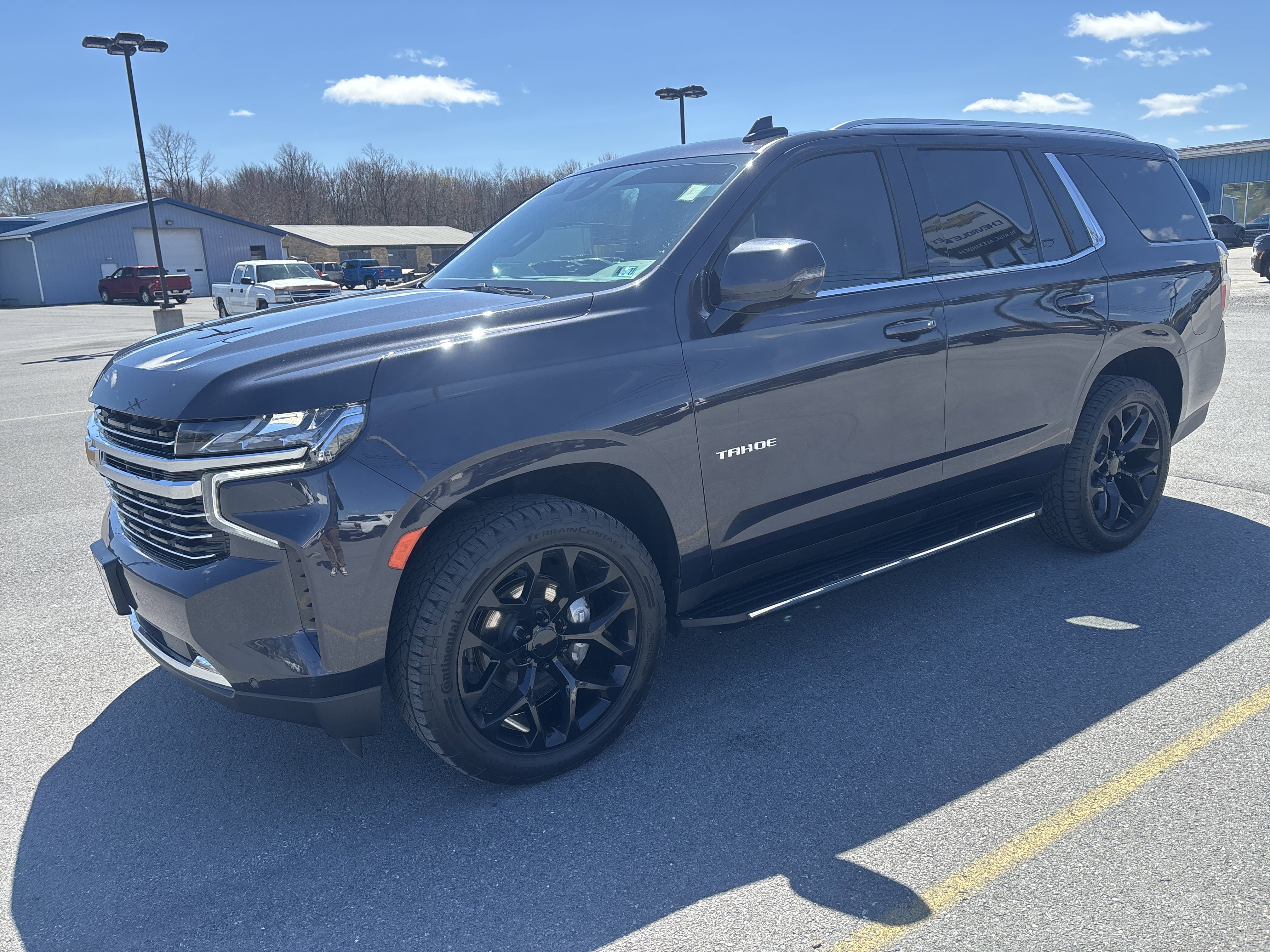 Used 2023 Chevrolet Tahoe LT w/ Luxury Package image 8