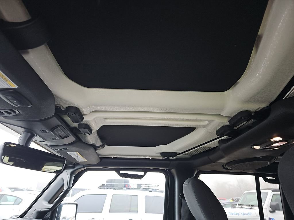 Used 2022 Jeep Wrangler Unlimited Sport image 8