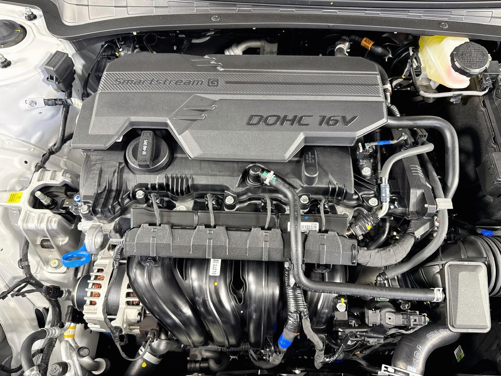 New 2026 Hyundai Elantra SE FWD image 31