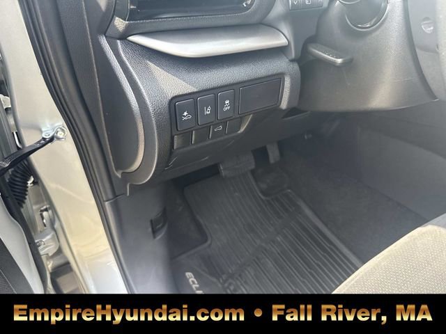 Used 2025 Mitsubishi Eclipse Cross SE image 21