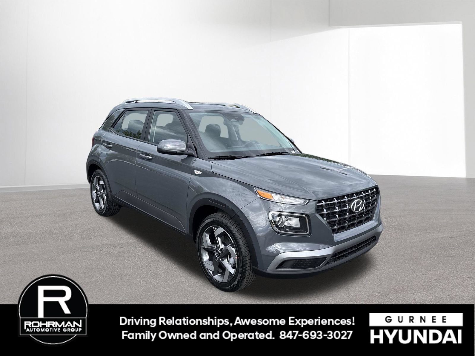 New 2026 Hyundai Venue SEL FWD image 2
