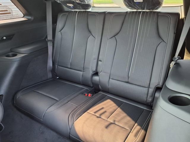 New 2026 Cadillac Vistiq Sport image 19