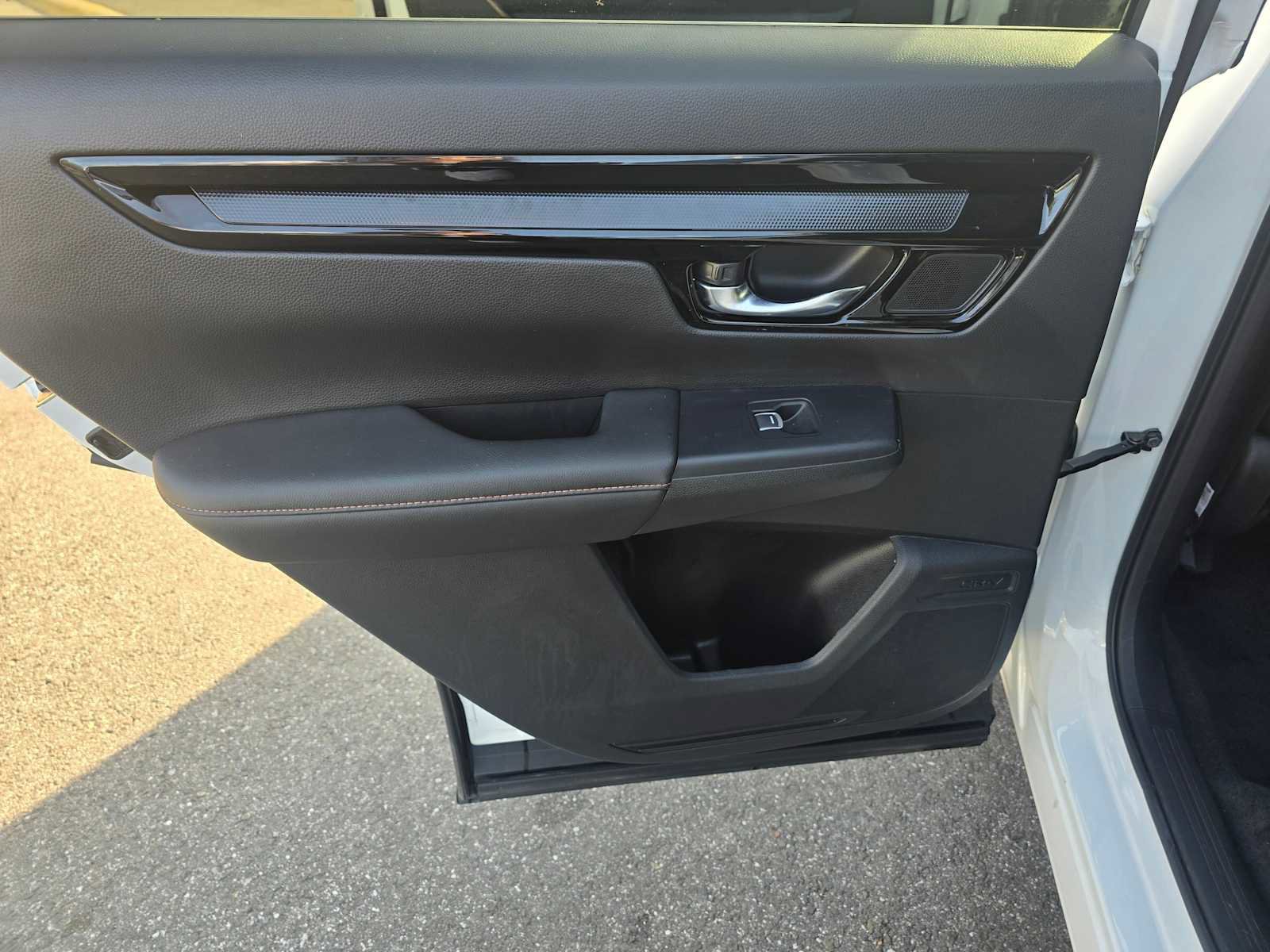 Used 2024 Honda CR-V Sport Touring image 19
