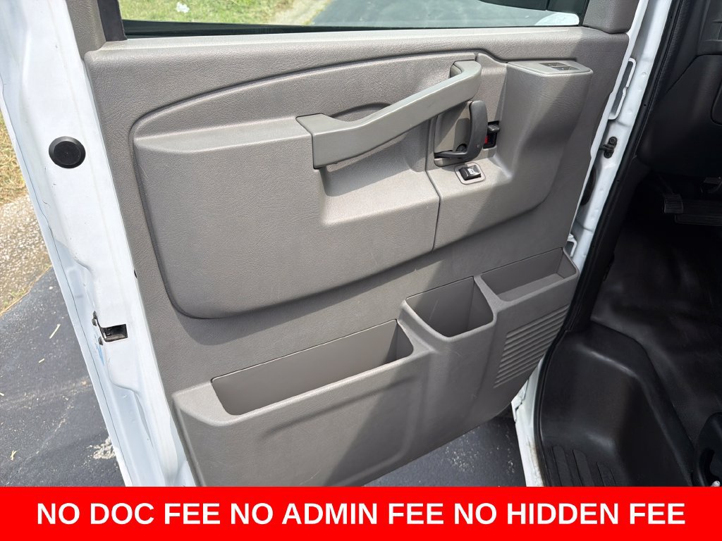 Used 2020 GMC Savana 3500 w/ Driver Convenience Package RWD image 12