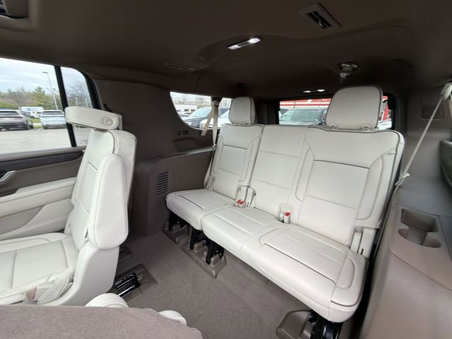 New 2026 GMC Yukon XL Denali w/ Denali Reserve Package image 20