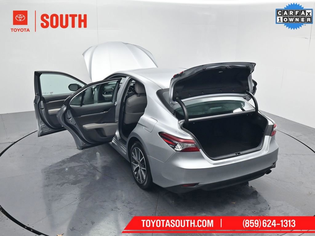 Used 2023 Toyota Camry XLE image 60