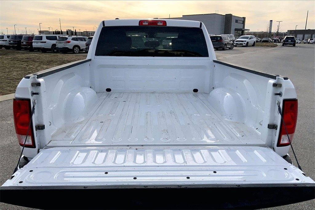 Used 2024 RAM 1500 Classic SLT image 7