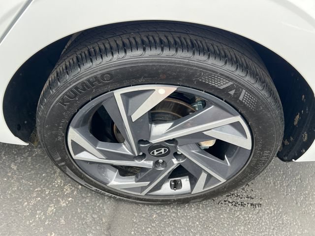 Used 2025 Hyundai Elantra Sport FWD image 26