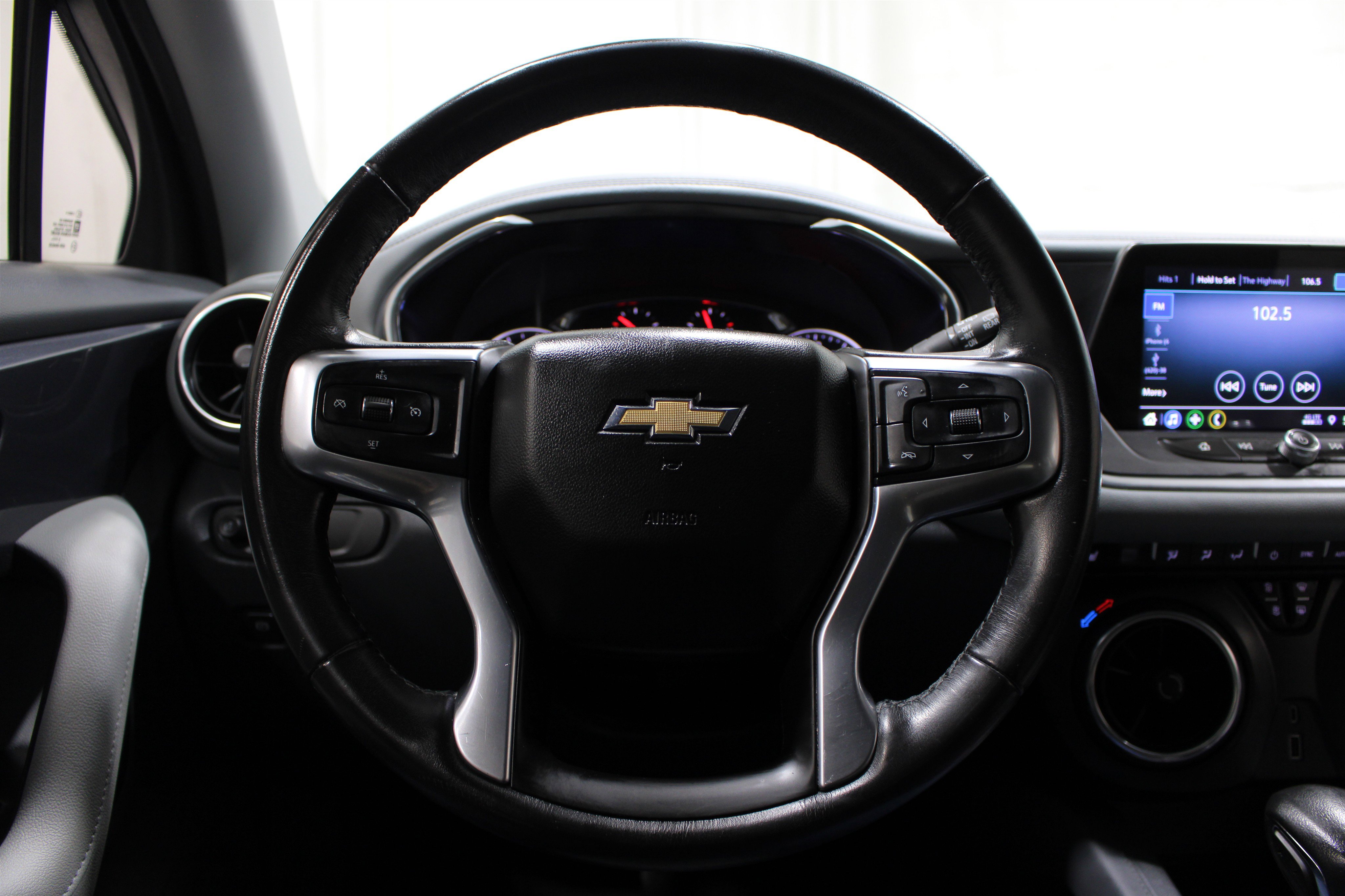 Used 2020 Chevrolet Blazer LT AWD/4WD image 12