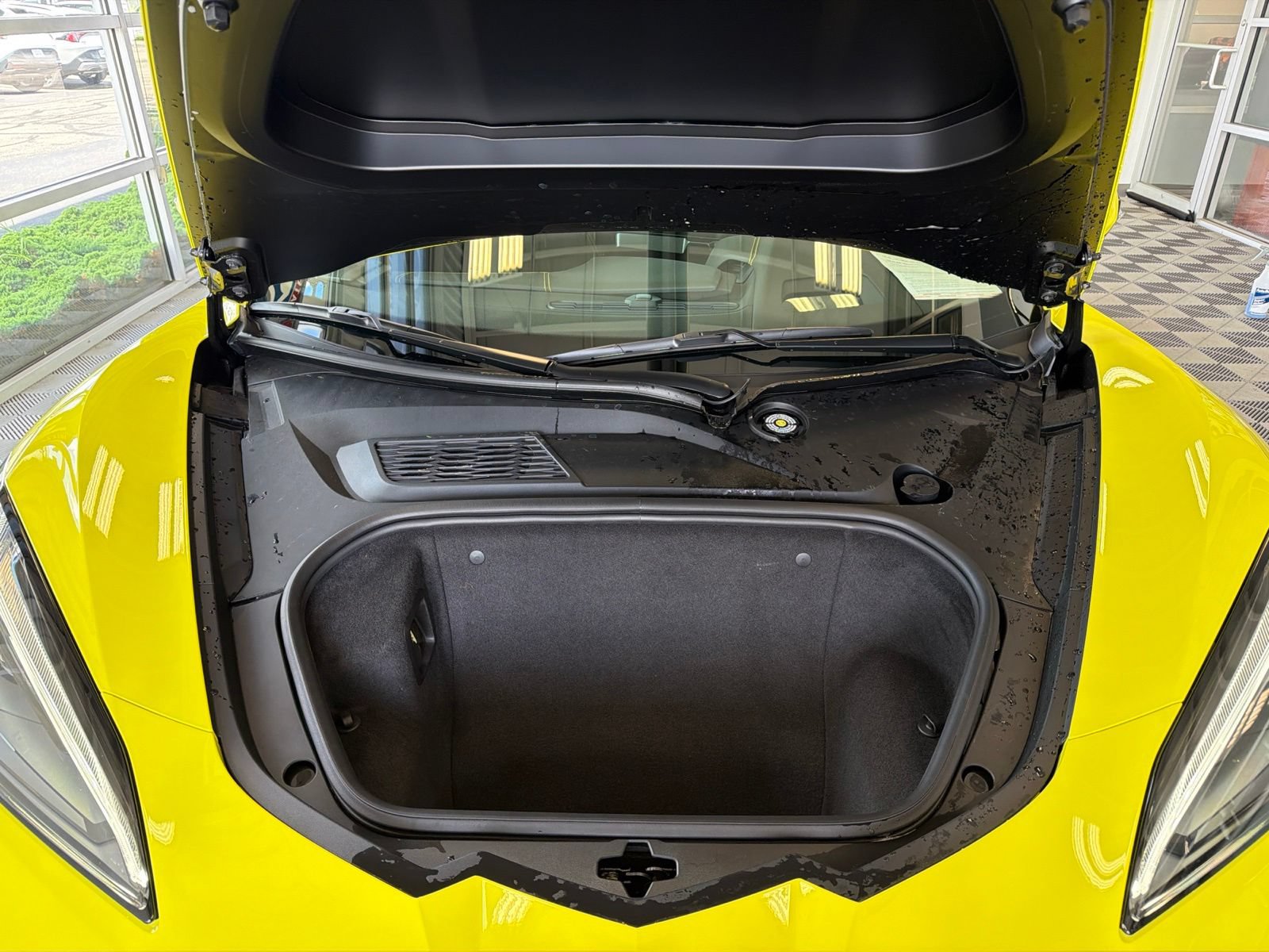 Used 2023 Chevrolet Corvette Stingray Premium Conv w/ Battery Protection Package RWD image 17