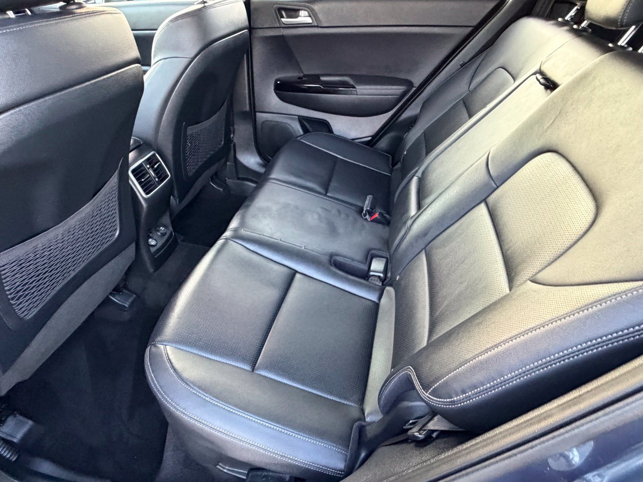 Used 2020 Kia Sportage EX AWD/4WD image 33