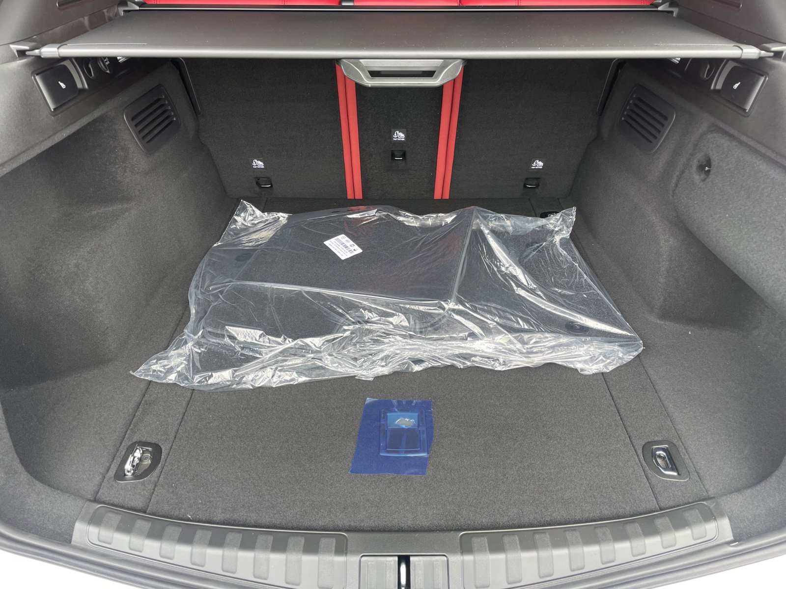 Used 2024 Alfa Romeo Stelvio Ti w/ Performance Driving Package image 12