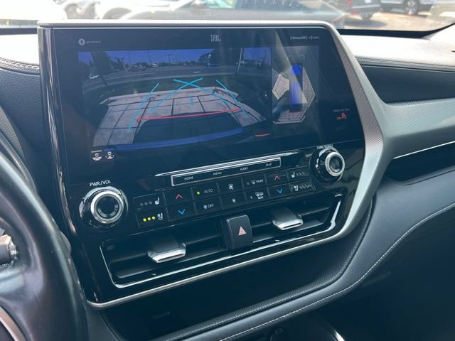 Used 2020 Toyota Highlander Platinum AWD/4WD image 20
