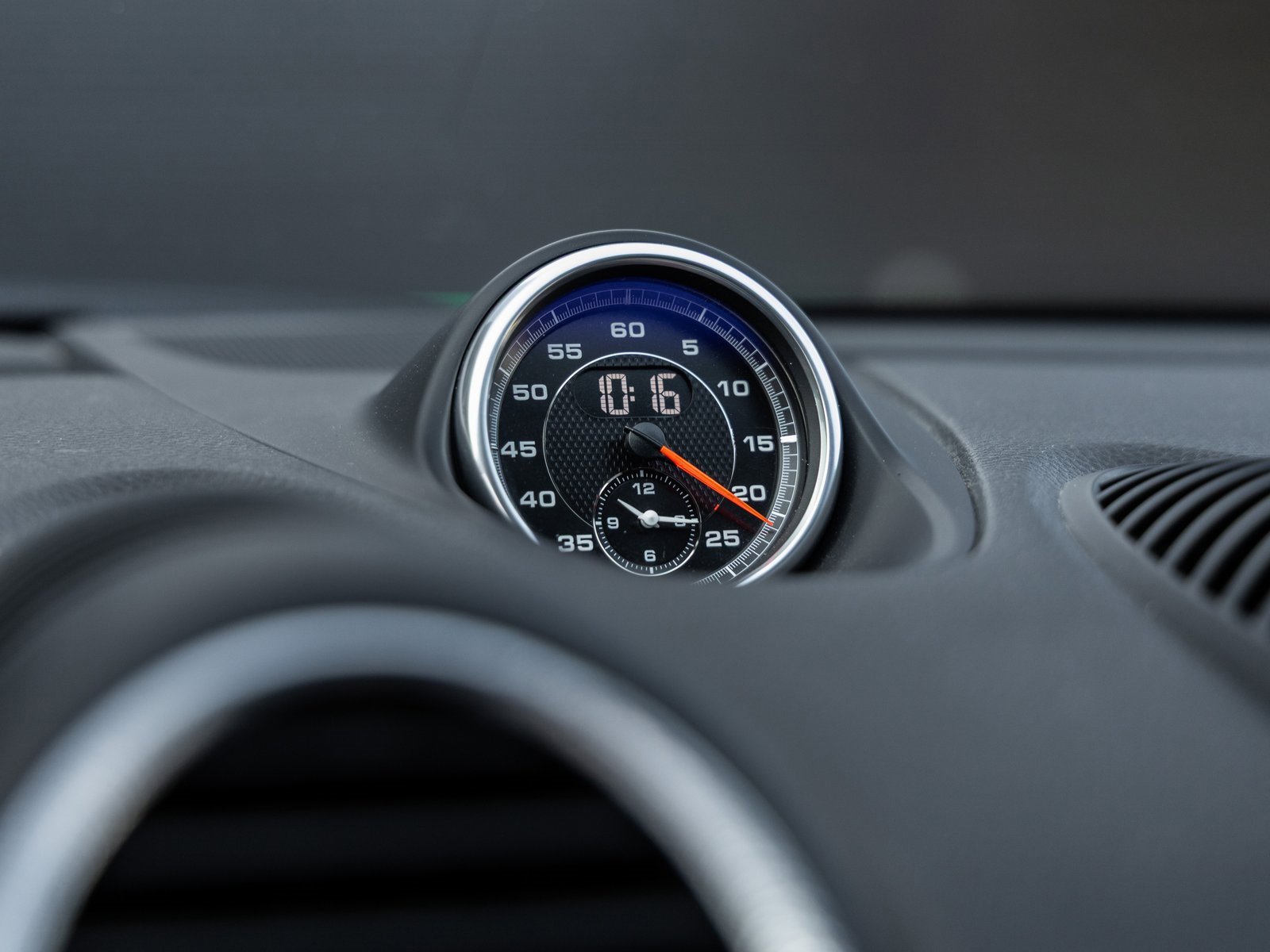 Used 2023 Porsche 718 Cayman GT4 image 35