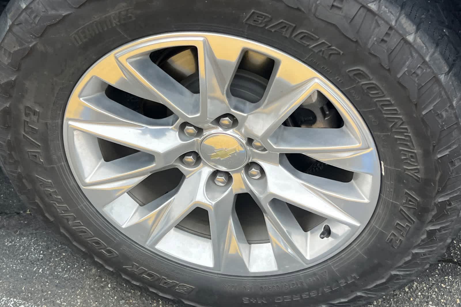 Used 2019 Chevrolet Silverado 1500 LTZ w/ LTZ Plus Package AWD/4WD image 22