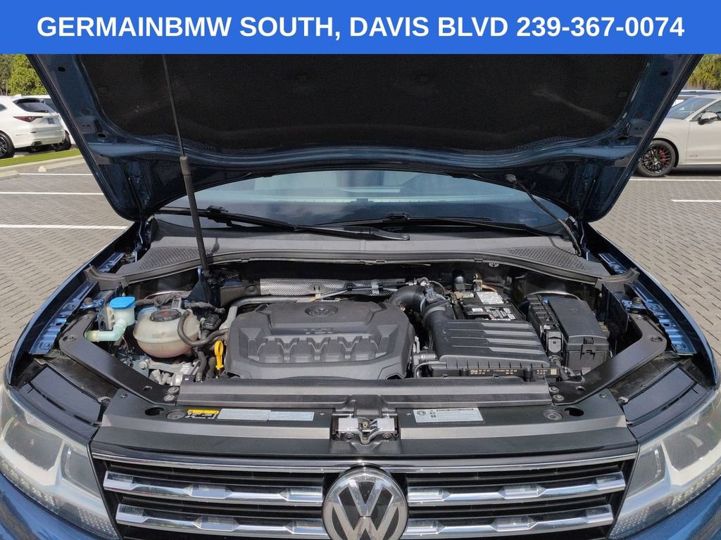 Used 2020 Volkswagen Tiguan SE w/ Panoramic Sunroof Package AWD/4WD image 14