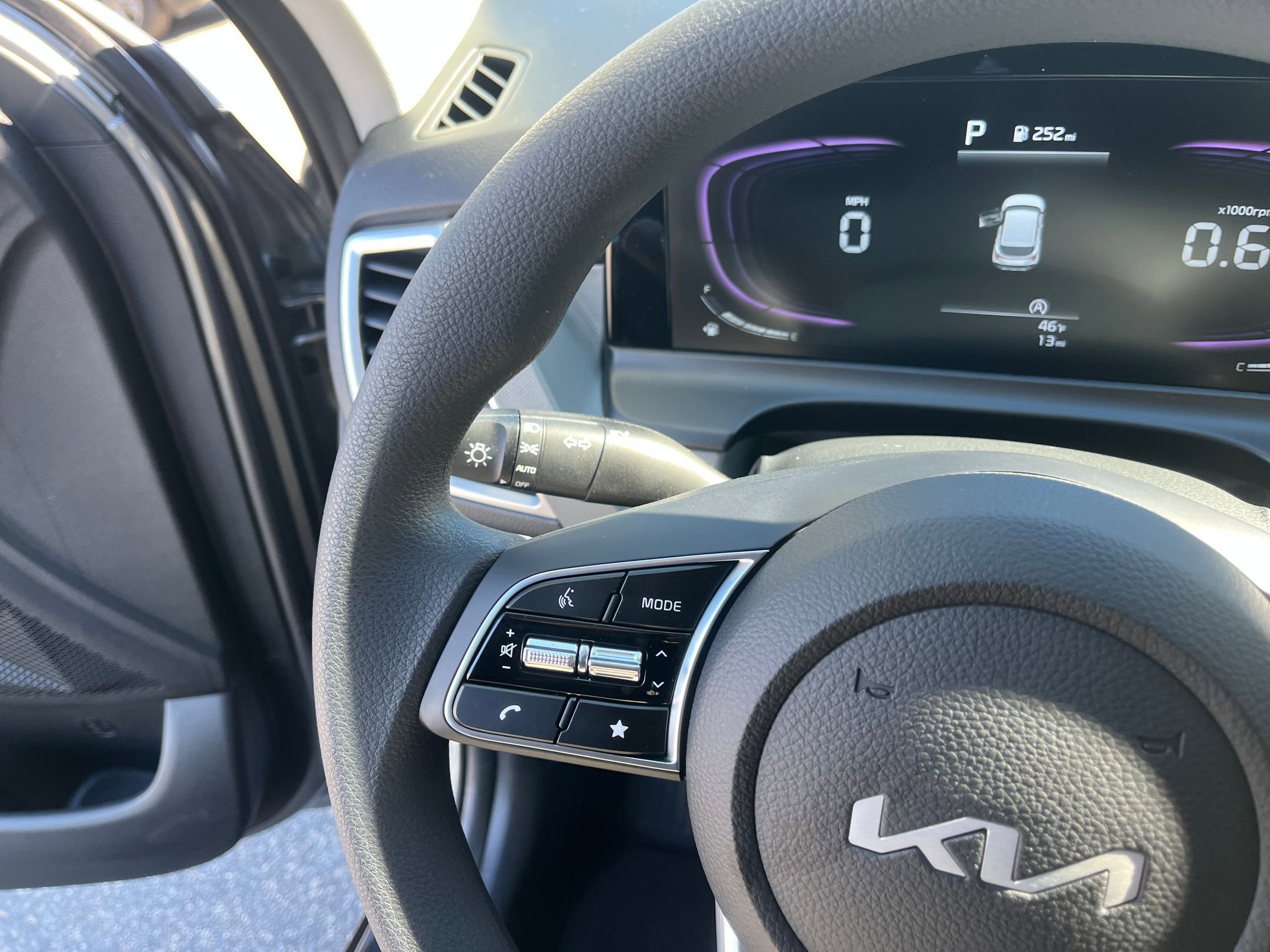 New 2026 Kia Seltos LX image 19