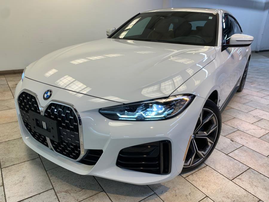 Used 2023 BMW 430i Gran Coupe xDrive w/ M Sport Package AWD/4WD image 2
