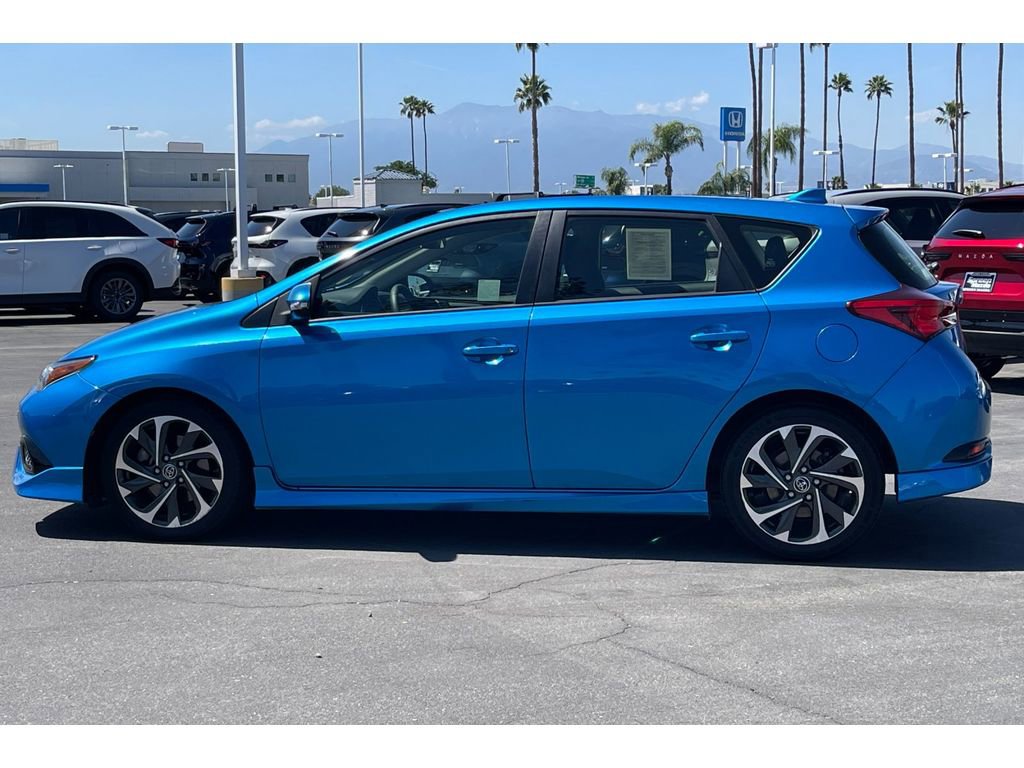 Used 2017 Toyota Corolla iM w/ Carpet Mat Package FWD image 3