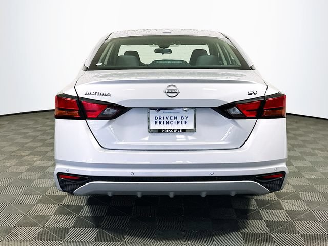Used 2024 Nissan Altima 2.5 SV FWD image 7