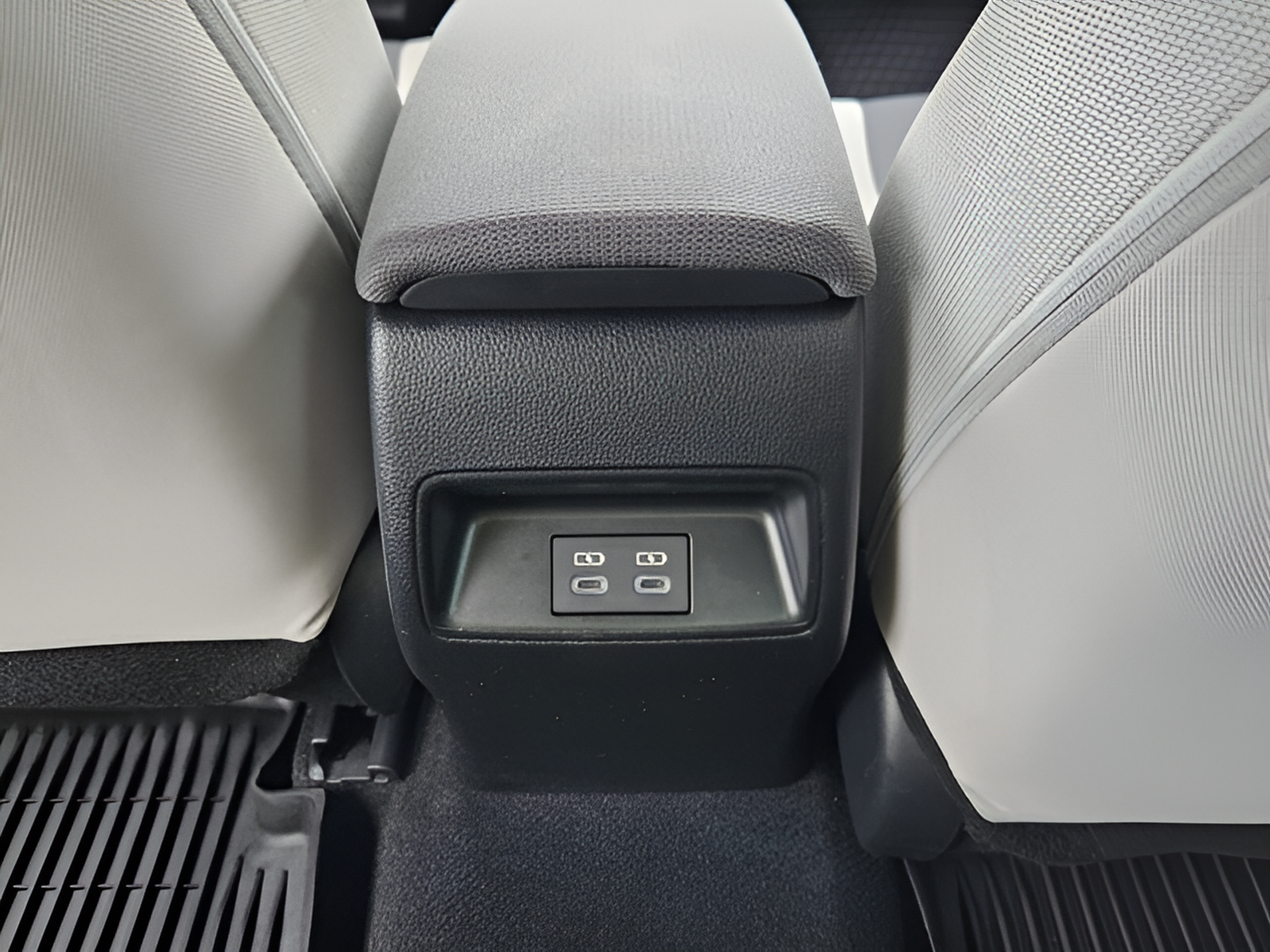 Certified 2024 Toyota Corolla LE FWD image 10