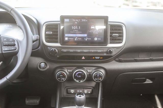 New 2026 Hyundai Venue SEL image 14