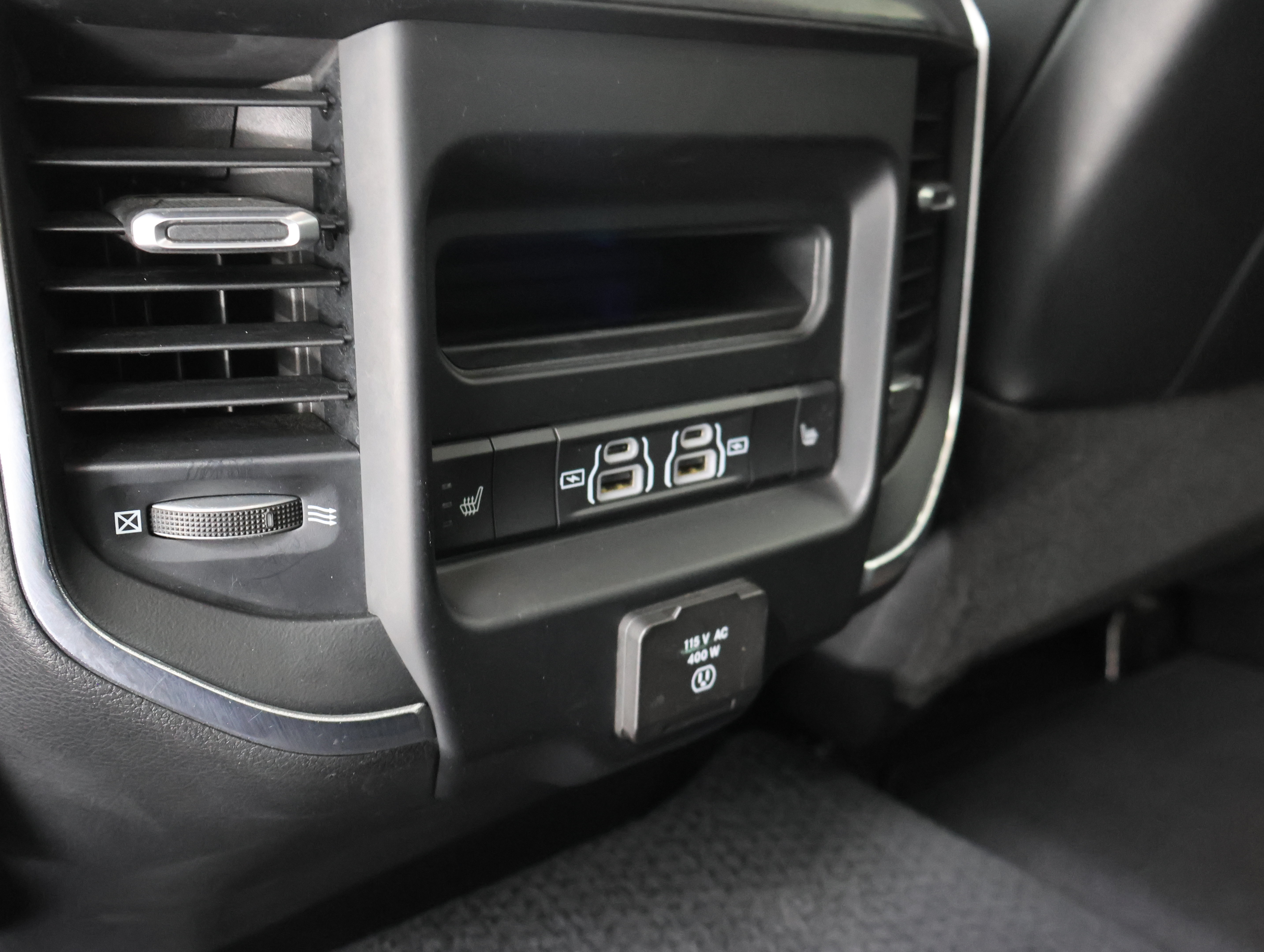 Used 2023 RAM 3500 Laramie AWD/4WD image 38
