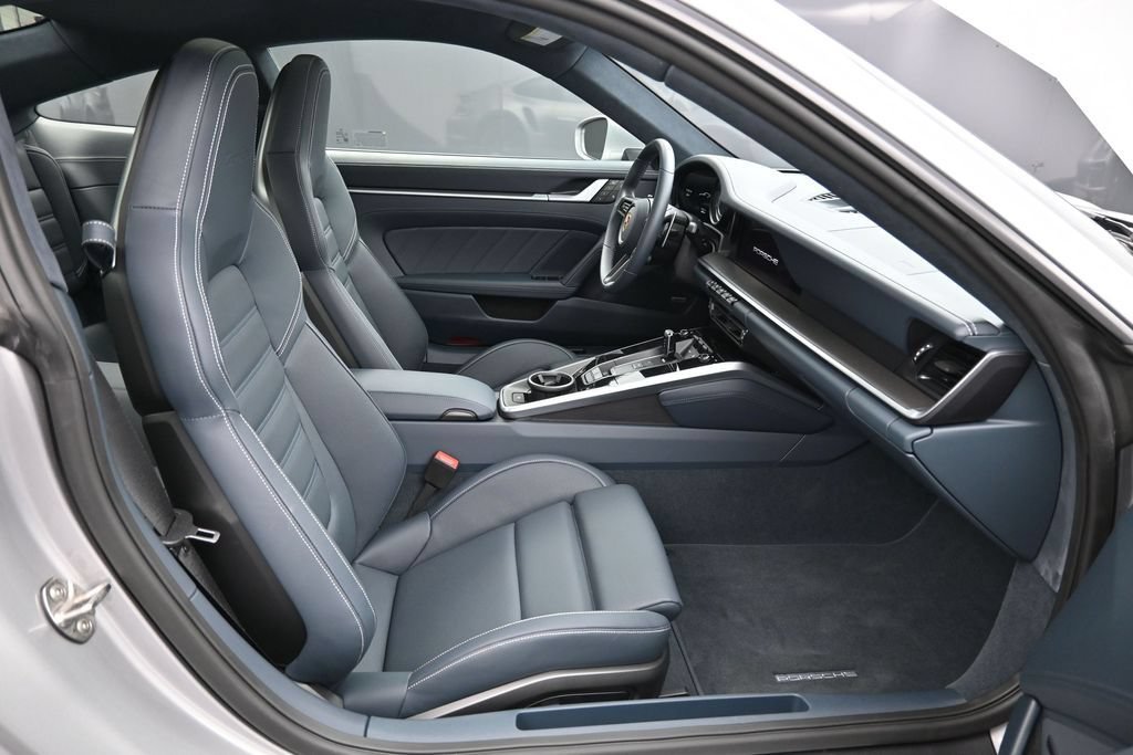 Certified 2025 Porsche 911 Turbo S AWD/4WD image 29