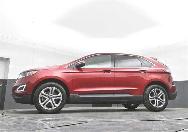 Used 2017 Ford Edge Titanium w/ Technology Package image 46