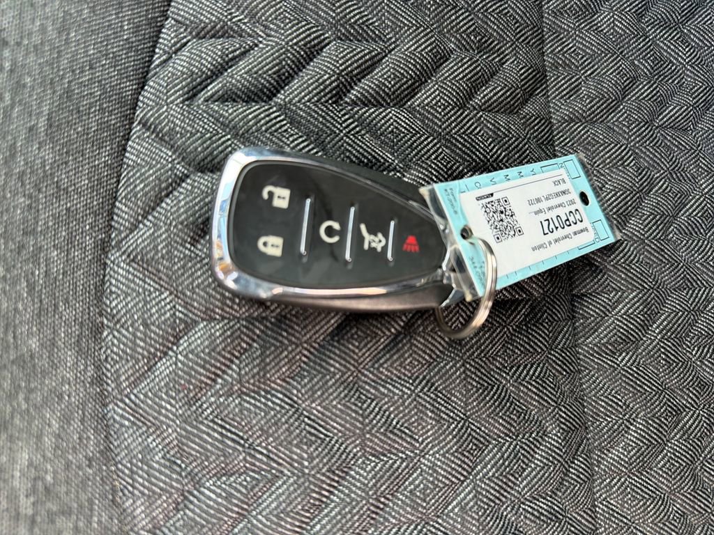 Used 2023 Chevrolet Equinox LT image 30